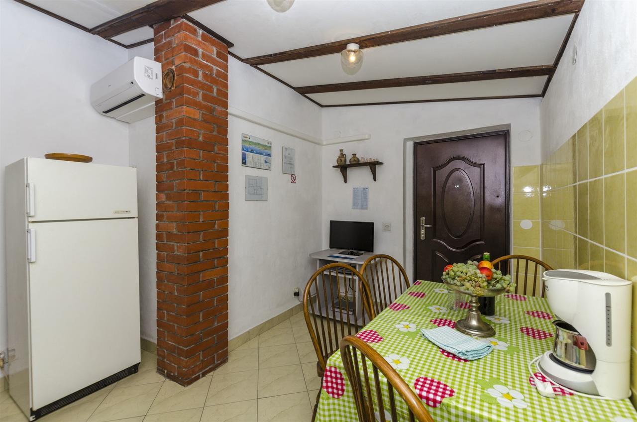 Apartment Boris Gornja Brela Zewnętrze zdjęcie